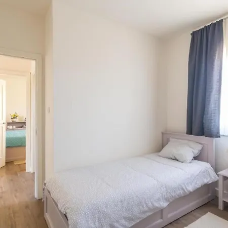 Apartment Adorma